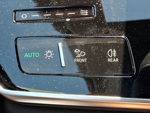 New 2026 Audi A8 L 3.0T AWD/4WD image 17