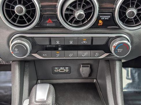Used 2023 Nissan Sentra SV image 13