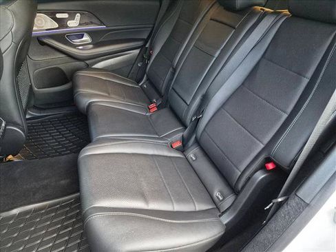 Used 2023 Mercedes-Benz GLS 450 4MATIC image 16