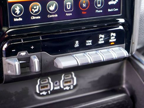 Used 2020 RAM 1500 Laramie w/ Sport Appearance Package image 16