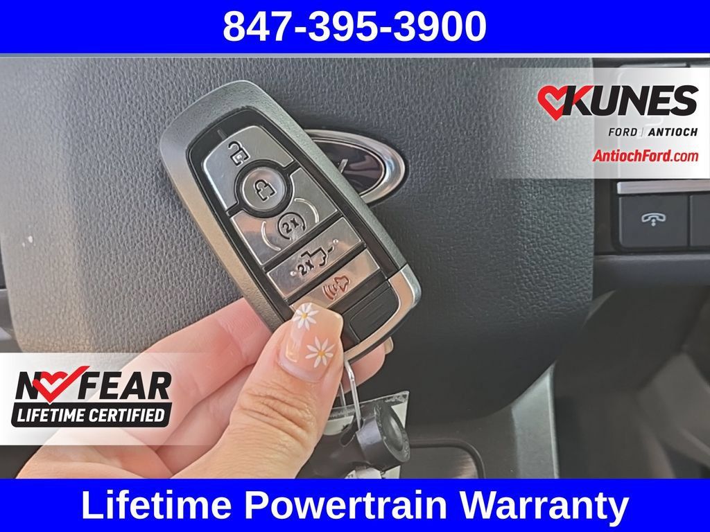 Used 2025 Ford F250 Lariat AWD/4WD image 47