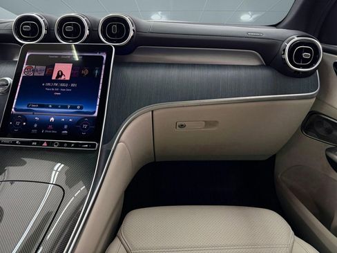 Certified 2024 Mercedes-Benz GLC 300 4MATIC image 26