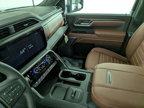 New 2026 GMC Sierra 3500 Denali Ultimate image 24