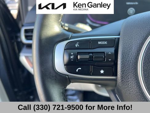 Certified 2025 Kia Sportage EX w/ Premium Package image 31