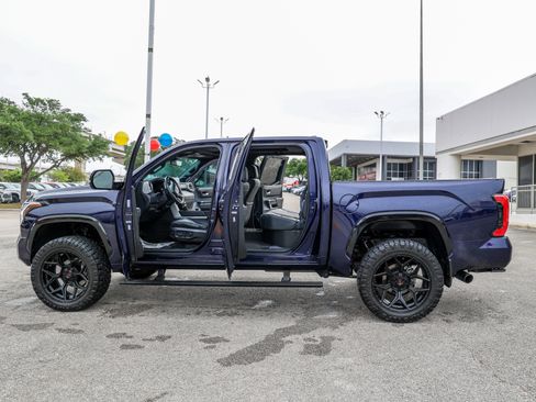 Used 2025 Toyota Tundra Platinum AWD/4WD image 12