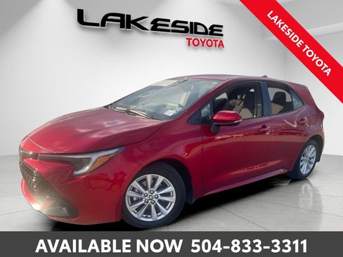 Certified 2023 Toyota Corolla SE image 2