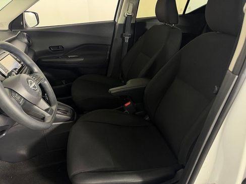 Used 2023 Nissan Kicks S FWD image 20