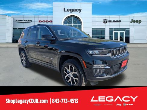 Used 2025 Jeep Grand Cherokee Limited AWD/4WD image 1
