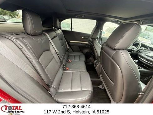 Used 2019 Cadillac XT4 Premium Luxury AWD/4WD image 16