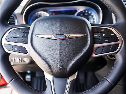Used 2023 Chrysler 300 Touring w/ Sport Appearance Package RWD image 12
