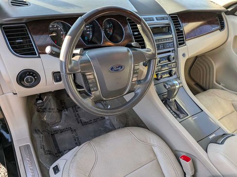 Used 2012 Ford Taurus Limited FWD image 2