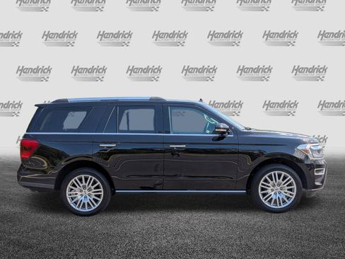 Used 2024 Ford Expedition Limited AWD/4WD image 11