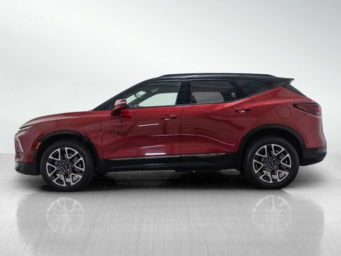 Used 2023 Chevrolet Blazer RS w/ Driver Confidence II Package AWD/4WD image 3