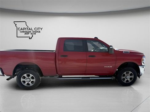 Used 2024 RAM 2500 Big Horn w/ Bed Utility Group image 11