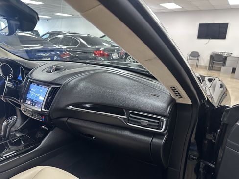 Used 2020 Maserati Levante S image 88