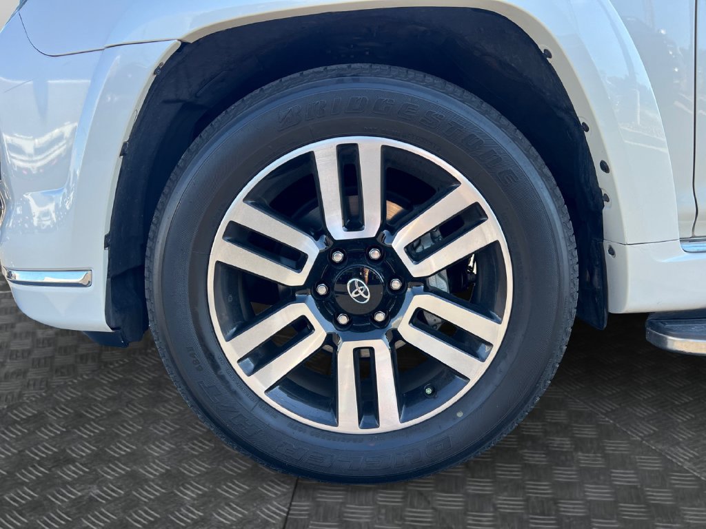 Used 2022 Toyota 4Runner Limited RWD image 23