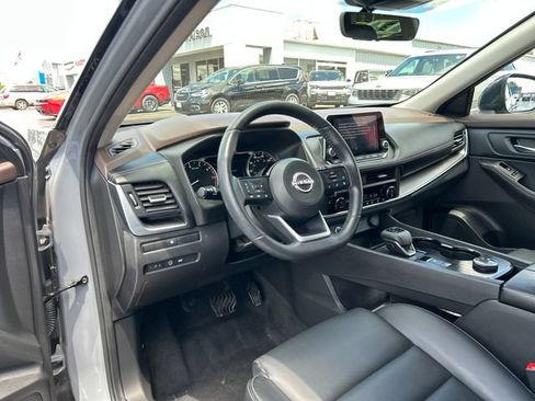 Used 2023 Nissan Rogue SV w/ SV Premium B Package AWD/4WD image 30