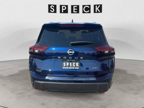 Used 2025 Nissan Rogue SV w/ SV Premium Package AWD/4WD image 4