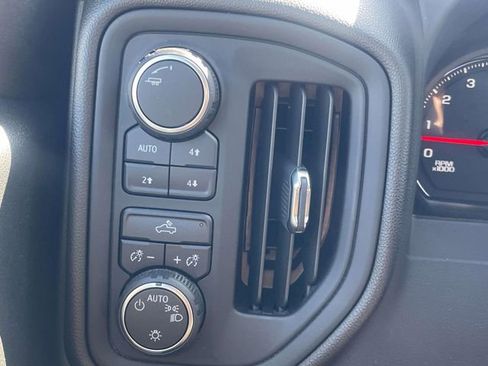 Used 2021 Chevrolet Silverado 1500 Custom Trail Boss w/ LPO, Dark Essentials Package image 21