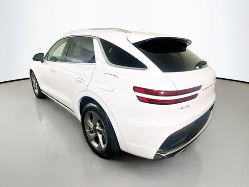 Used 2026 Genesis GV70 2.5T Advanced AWD/4WD image 7
