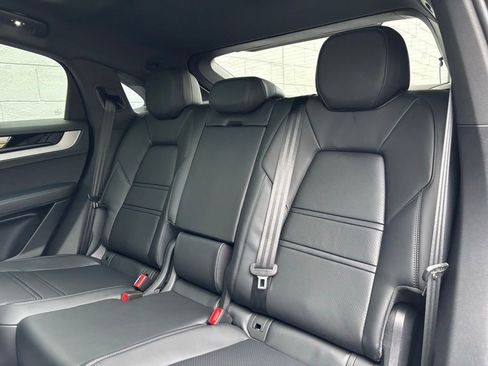 New 2026 Porsche Cayenne Coupe image 7