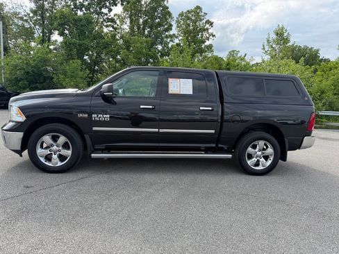 Used 2017 RAM 1500 Big Horn AWD/4WD image 2