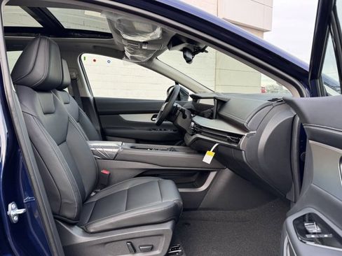 New 2025 Nissan Murano SL image 11