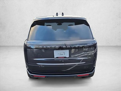 New 2025 Land Rover Range Rover SE image 6