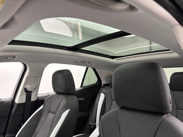 New 2026 Buick Envision Sport Touring AWD/4WD image 5