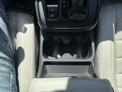 Used 2024 Honda CR-V EX-L image 35