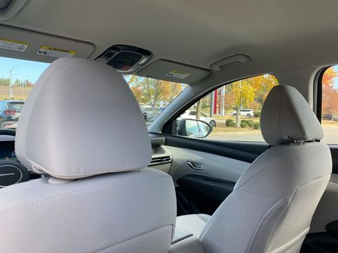 New 2026 Hyundai Tucson SE image 27