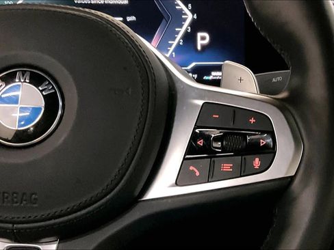 Used 2023 BMW 230i Coupe w/ M Sport Package image 21