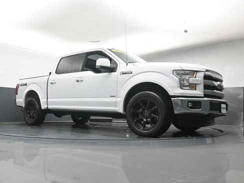 Used 2017 Ford F150 Lariat w/ Equipment Group 501A Mid AWD/4WD image 27