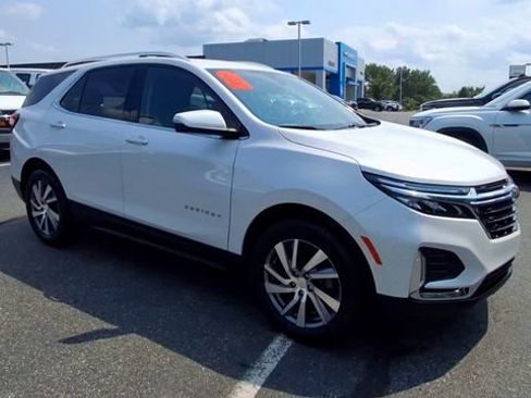 Certified 2024 Chevrolet Equinox Premier AWD/4WD image 2