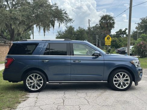 Used 2018 Ford Expedition Limited w/ Equipment Group 302A RWD image 5
