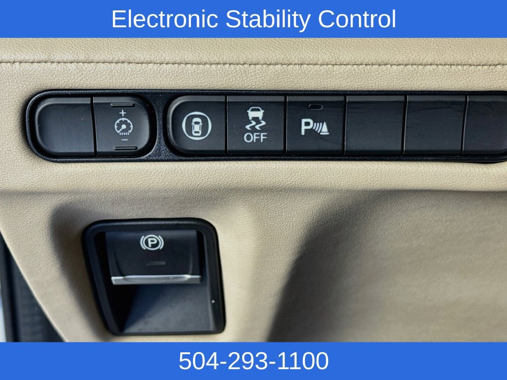 Used 2023 Acura MDX w/ Technology Package AWD/4WD image 12
