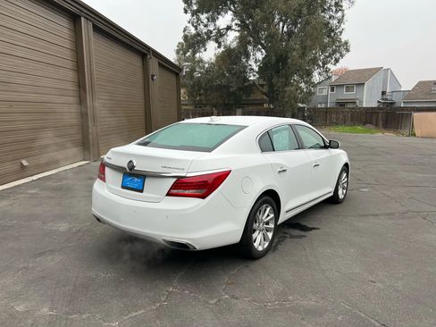 Used 2015 Buick LaCrosse Leather image 6