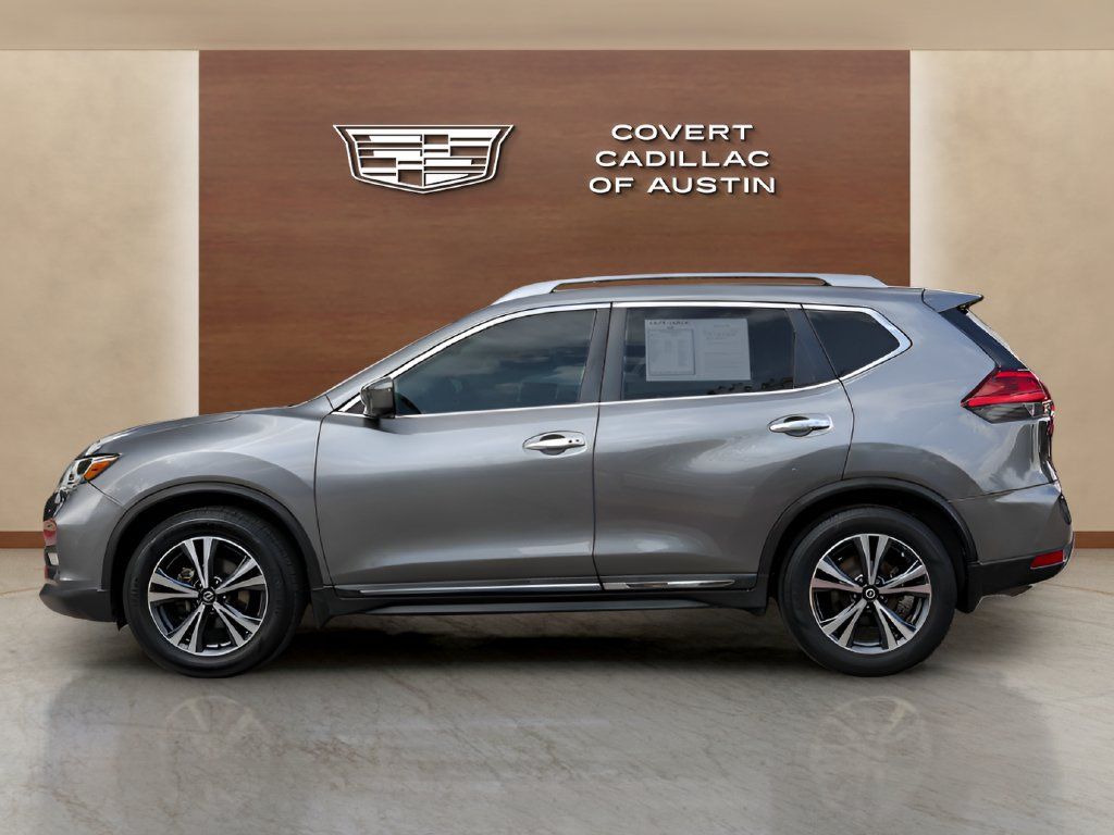 Used 2017 Nissan Rogue SL FWD image 2