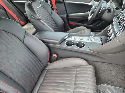 Used 2023 Genesis G70 2.0T w/ Sport Prestige Package RWD image 19