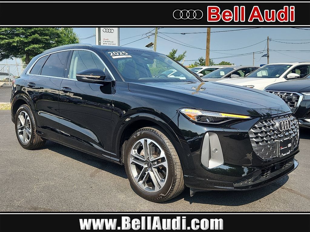 Used 2025 Audi Q5 Prestige AWD/4WD image 1