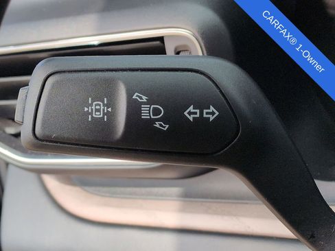 Used 2024 Ford Explorer Platinum w/ Technology Package image 32