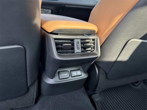 Certified 2025 Lexus ES 350 Luxury image 16