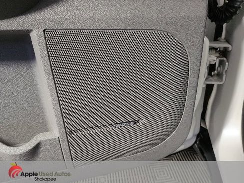 Used 2014 GMC Acadia SLT image 13