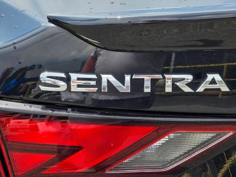 Used 2021 Nissan Sentra S FWD image 14