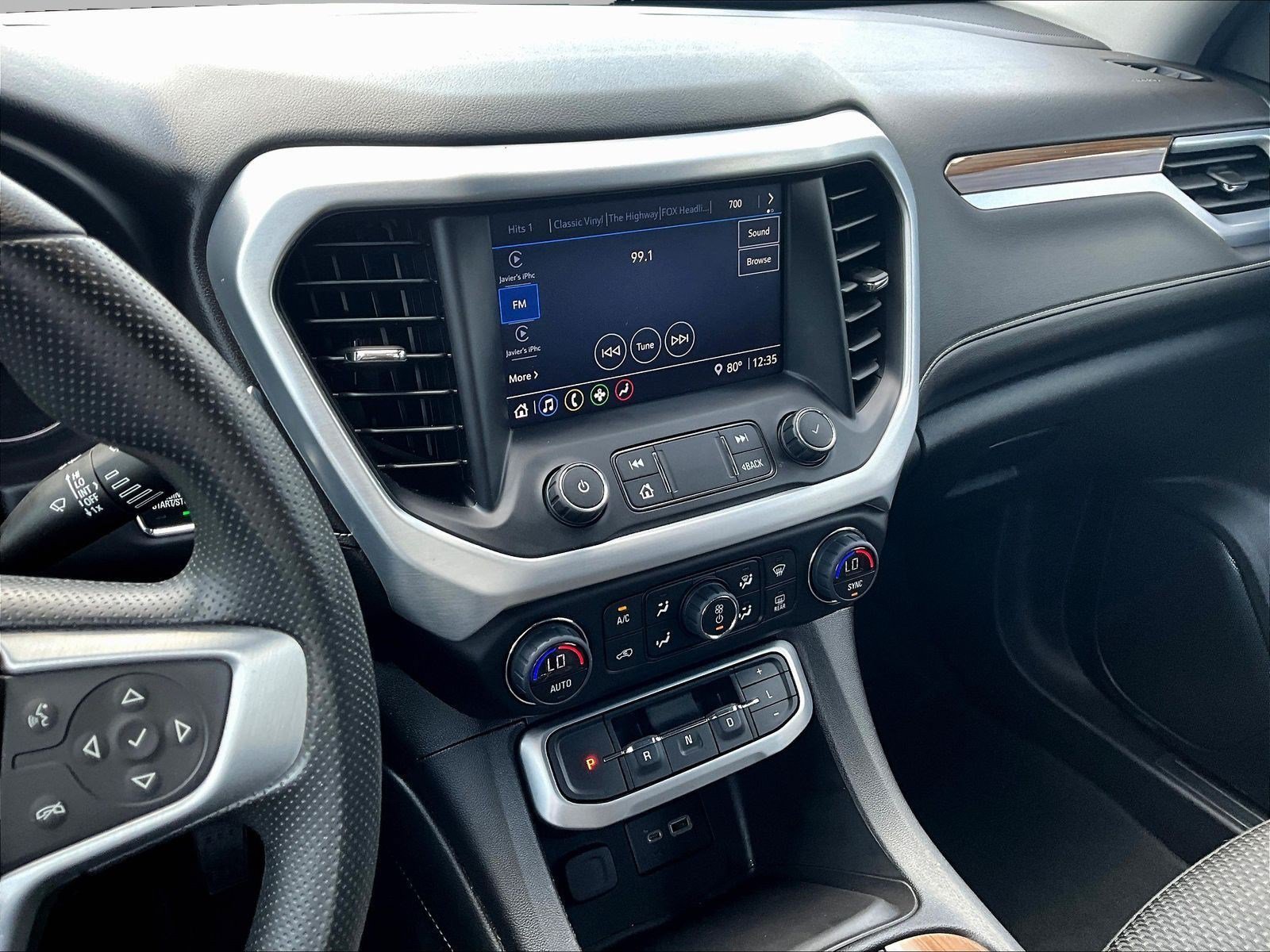 Used 2022 GMC Acadia SLE w/ Driver Convenience Package FWD image 9