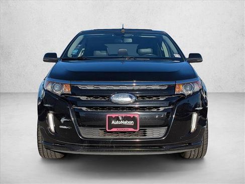Used 2013 Ford Edge Sport w/ Driver Entry Pkg image 2
