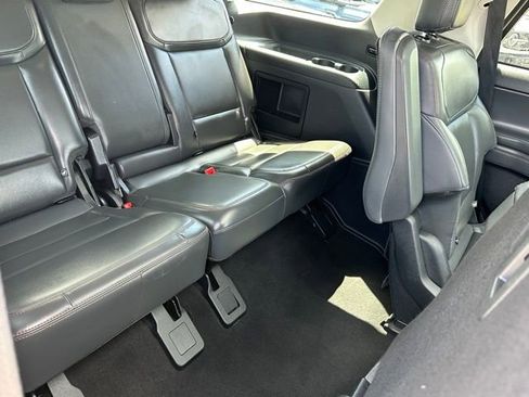 Used 2025 Ford Expedition Active AWD/4WD image 10