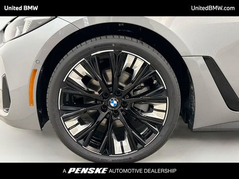 New 2026 BMW 430i w/ Premium Package image 2