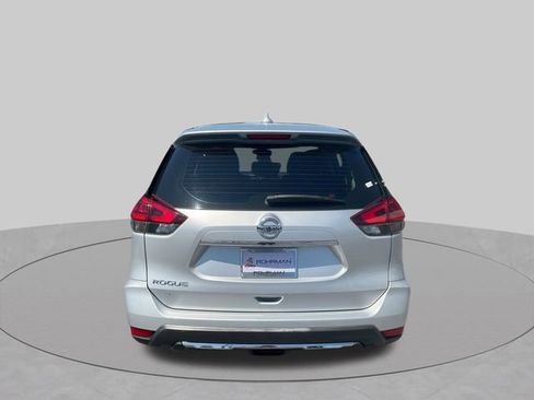 Used 2018 Nissan Rogue S FWD image 7