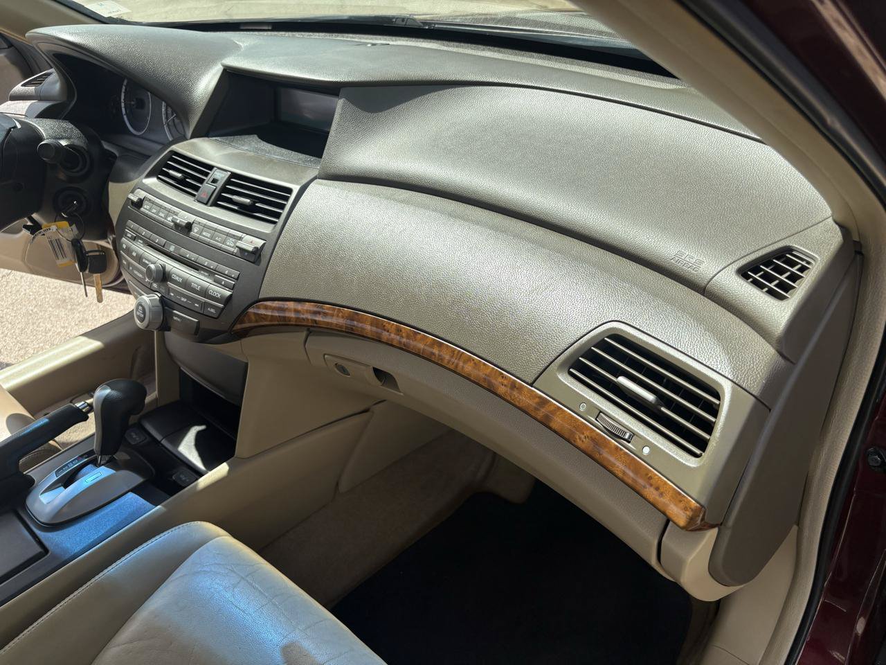 Used 2009 Honda Accord EX-L image 29